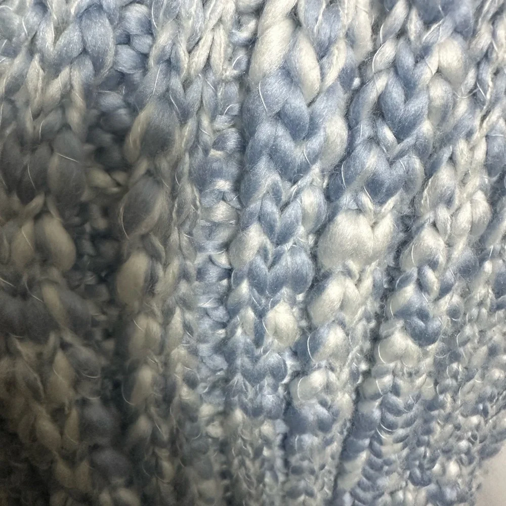 GAP Blue and White Knit Cable Scarf Fringe Large Wrap New
